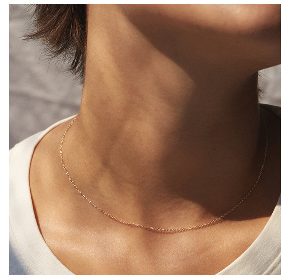 The Most Minimalistic Chain Necklace