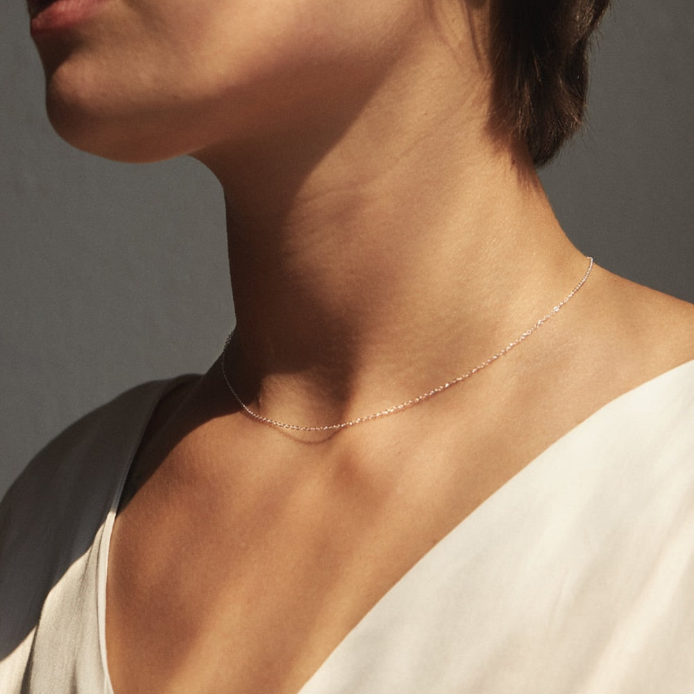 The Most Minimalistic Chain Necklace