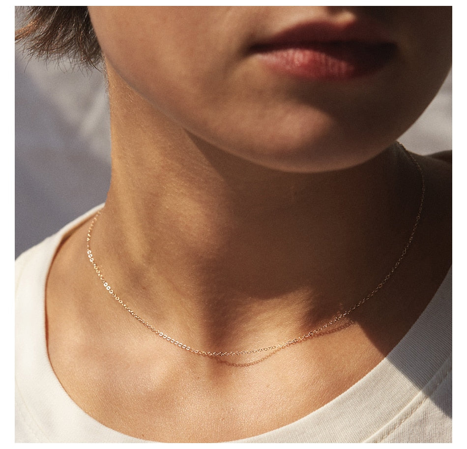 The Most Minimalistic Chain Necklace