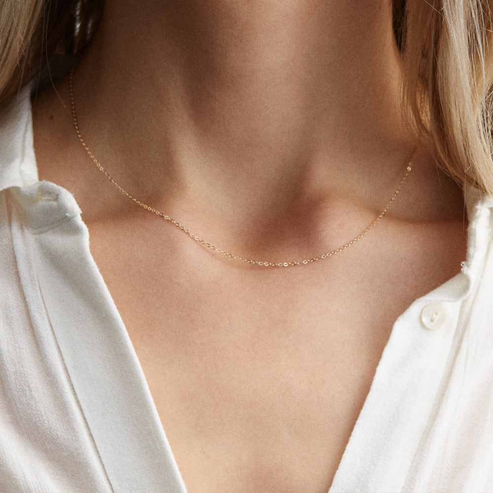 The Most Minimalistic Chain Necklace